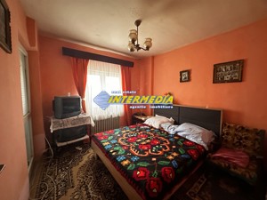 Apartament 3 camere decomandat de vanzare Alba Iulia zona Cetate - imagine 5