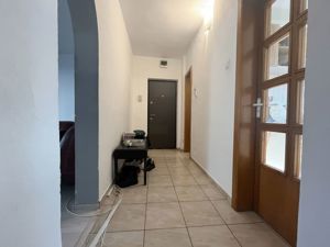 Apartament cu 5 camere, Zona Lipovei - imagine 12