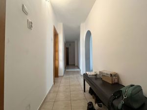 Apartament cu 5 camere, Zona Lipovei - imagine 14