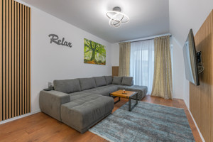 Apartament Penthouse în Râșnov cu priveliște superbă - imagine 2