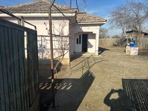 Casa de vanzare an corabia str matei Basarab nr 23 bis