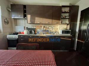 Apartament 3 camere de vanzare Piata Muncii