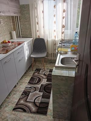 Apartament 2 camere ultracentral et1 renovat,mobilat, Calea Mărășești vizavi de primăria Bacau. - imagine 2