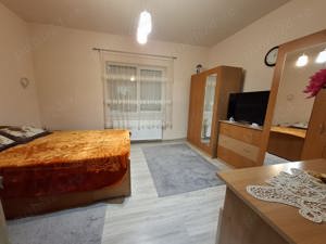 Str. Valea Borcutului (zona plana)   casa pe parter, renovata recent, teren 850 mp - imagine 8