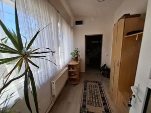 Str. Valea Borcutului (zona plana)   casa pe parter, renovata recent, teren 850 mp - imagine 9