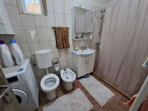 Str. Valea Borcutului (zona plana)   casa pe parter, renovata recent, teren 850 mp - imagine 10