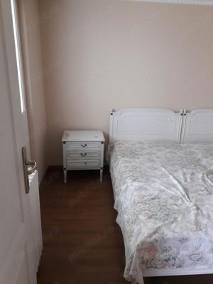 Vând apartament cu doua camere în zona narcisa Bacau - imagine 5