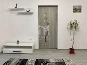 Apartament De Inchiriat Cu 3 Camere - imagine 2