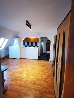 Apartament 3 camere Complex Studentesc !! - imagine 3