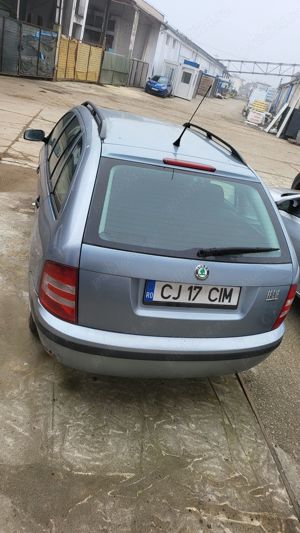 Skoda fabia 1.2 HTP benzina  - imagine 4