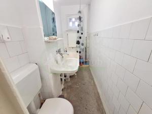 Apartament 2 camere semidecomandat zona Tic-Tac - imagine 15