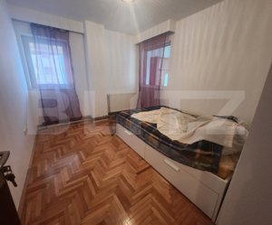 Apartament de inchiriat, cu 3 camere, decomandat, 74 mp, zona-centru - imagine 5