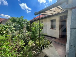 Casă cu 3 camere, 161 mp, cu curte comună, zona-ultracentral - imagine 2