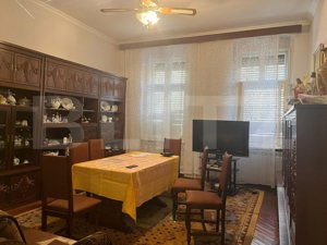 Casă cu 3 camere, 161 mp, cu curte comună, zona-ultracentral - imagine 5