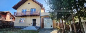 Casa  superba cu 4 camere de vanzare