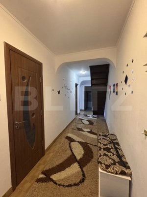 Apartament cu 3 camere, 106 mp, zona Obcini - imagine 3