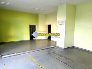 Spatiu comercial de inchiriat cu vad in Cetate suprafata de 330 mp - imagine 9