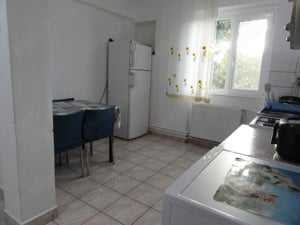 Apartament 2 camere etaj 2 zona UTA, centrala pe gaz, 71 mp - imagine 5