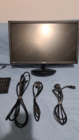 Desktop cu monitor,tastatură și mouse. - imagine 2