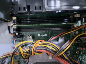 Desktop cu monitor,tastatură și mouse. - imagine 5