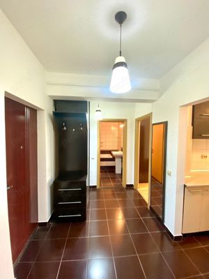 Sub pretul pietei! Apartament 2 camere, 2 parcari, zona TERRA - imagine 4