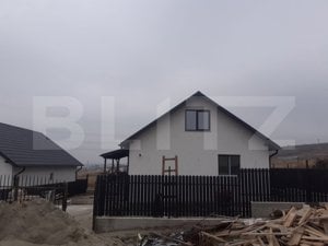 Casa plan parter și mansardă, 3 camere, 91 mp, în Com. Mărgineni - imagine 12