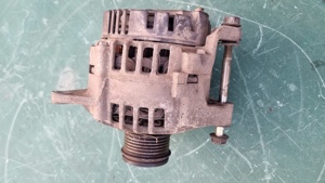 Alternator Renault 1999 - 2003 1.9 dCi F9Q 732, F9Q 733 2542466B 8200054588