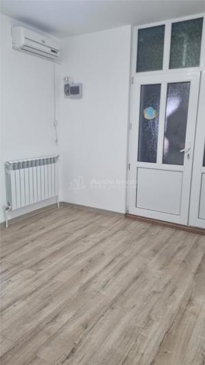 Casa ultracentral str Vultur Gradina Publica singur in curte - imagine 2