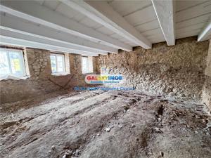 Apartament 2 Camere 80 mp UTILI De Renovat Str. Lunga - imagine 5