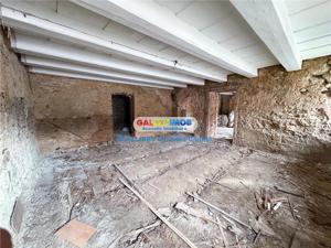 Apartament 2 Camere 80 mp UTILI De Renovat Str. Lunga - imagine 10