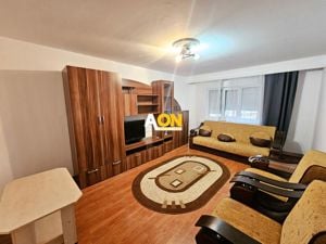 Apartament 3 camere, 78 mp, etaj 3, zona Liceului Sportiv