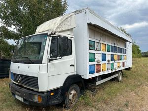 Camion Apicol + Remorca Apicola