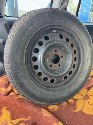 Set 2 cauciucuri cu jante iarna Continental 195/65/R15