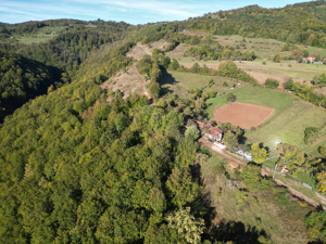 Teren intravilan de vânzare în Șuncuiuș   panoramă formidabilă! - imagine 3