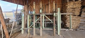 Vând utilaje prelucrarea lemnului