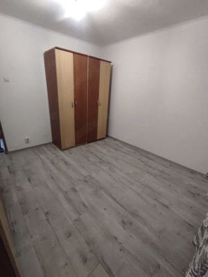 Vând urgent în Oradea,apartament Pb,cu 3 camere,65 mp,zona Bunexim,91000 euro,direct la proprietar - imagine 3