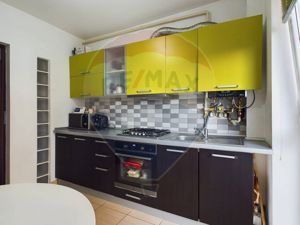 Apartament 3 cam de vânzare în zona Tractorul - imagine 12