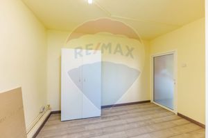 Apartament cu 5 camere de închiriat , pretabil pentru muncitori - imagine 14