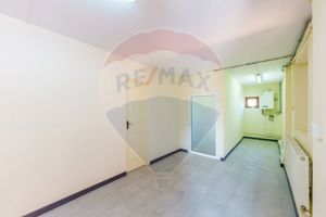 Apartament cu 5 camere de închiriat , pretabil pentru muncitori - imagine 8