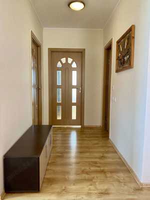 Apartament cu 3 camere, 60 mp, mobilat, zona Terra - imagine 8