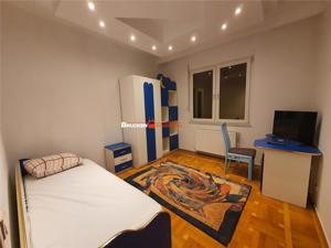 De inchiriat apartament cu 5 dormitoare, living, bucatarie si 3 bai - imagine 11