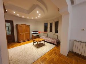 De inchiriat apartament cu 5 dormitoare, living, bucatarie si 3 bai - imagine 6