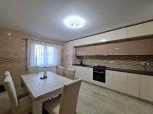 Casa Perfectă pentru Familie - 300mp - Eleganță și Locație Ideală - imagine 3