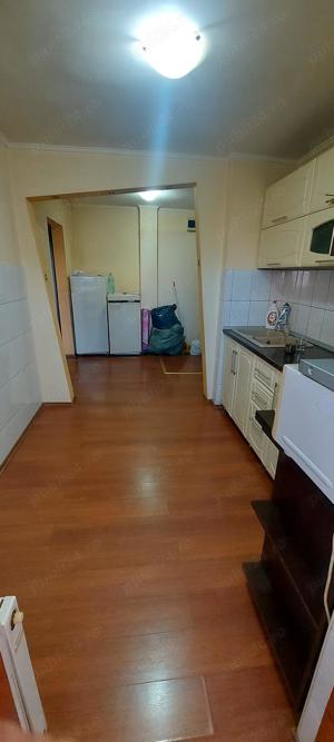 Apartament 2 camere zona Crisan 50mp etajul 3 mobilat Pret 64.000eur