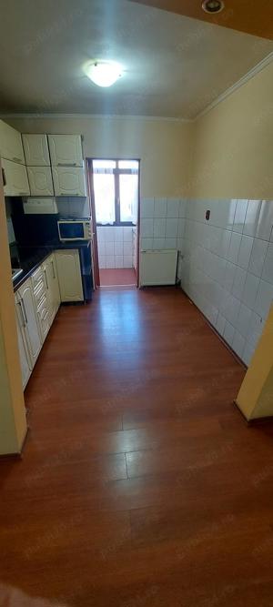 Apartament 2 camere zona Crisan 50mp etajul 3 mobilat Pret 64.000eur - imagine 10