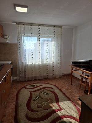 Buzau, bld Lenin, 2 camere cu 2 balcoane   - imagine 2