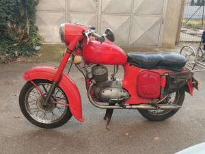 Motocicleta Jawa 175 An Fabricatie 1959, stare functionala, inmatriculata alaturi de piese de schimb