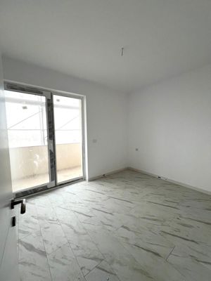 Apartament 3 camere-Etaj 1-Giroc - imagine 4