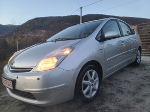 Toyota Prius hibrid - imagine 2