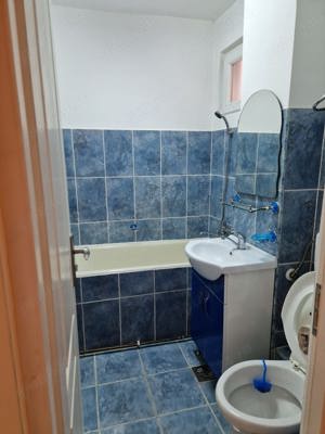 Persoană fizică vând apartament  cu 2 camere situat în Satu Mare -  Carpați 1 limită cu Carpați 2 - imagine 8